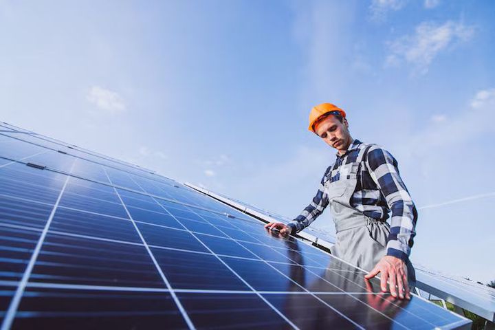 Solar Panel Maintenance Tips