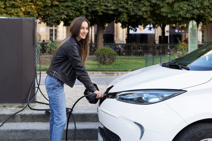 How to Charge Your EV with Solar Power: Easy Steps & Expert Insights