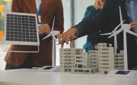 How to Power Apartment Complexes with Renewable Energy: Key Strategies