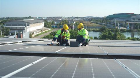 Solar Systems Comparison: Rooftop vs Ground-Mounted Explained with Key Insights